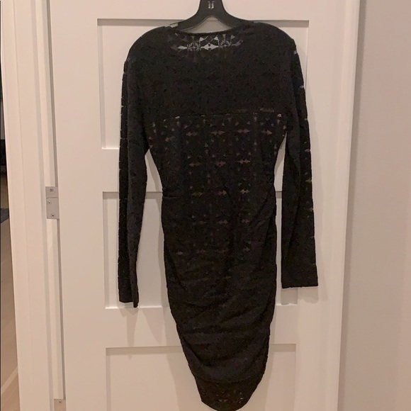 BCBG ”Alessandra” black lace with nude lining - Picture 3 of 5